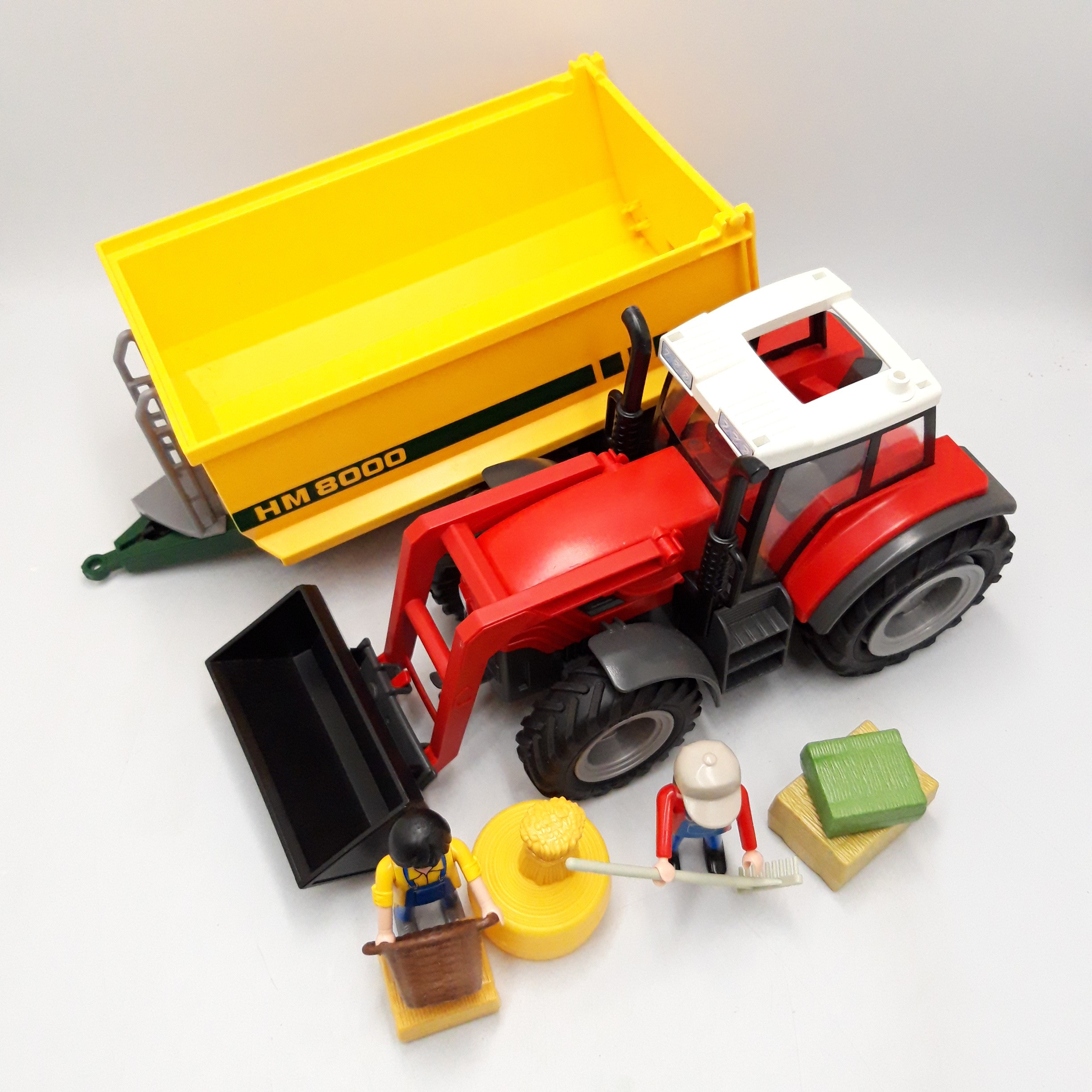 Playmobil 'Grand tracteur avec remorque' référence 70131, 11 pièces Bon état - Vue 2 - 